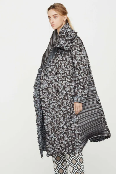 Look 7